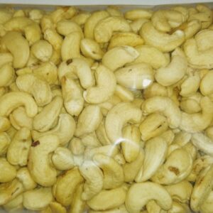Cashew Nuts - कश्यु - W320