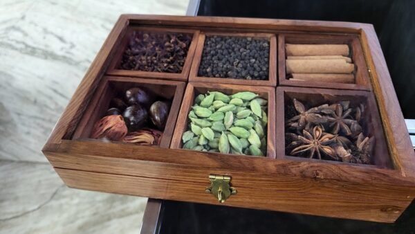 Wooden Gift box - Spices Pack 6 Set
