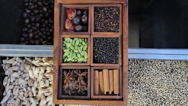Wooden Gift box - Spices Pack 6 Set - Image 4